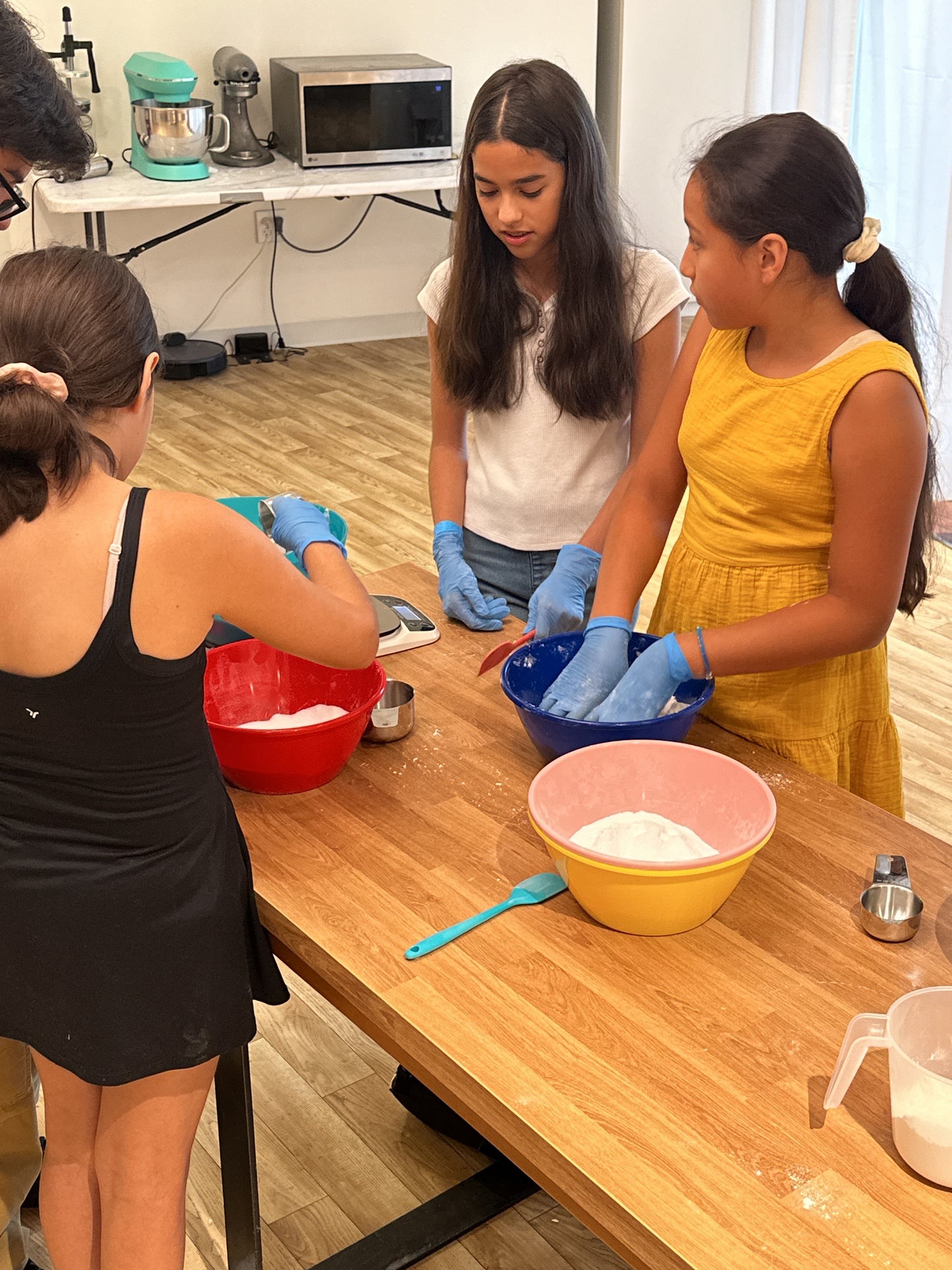Bath Bomb Workshop Large parties I Bath Bomb Making Class I THE VEGAN POTIONRY WORKSHOP