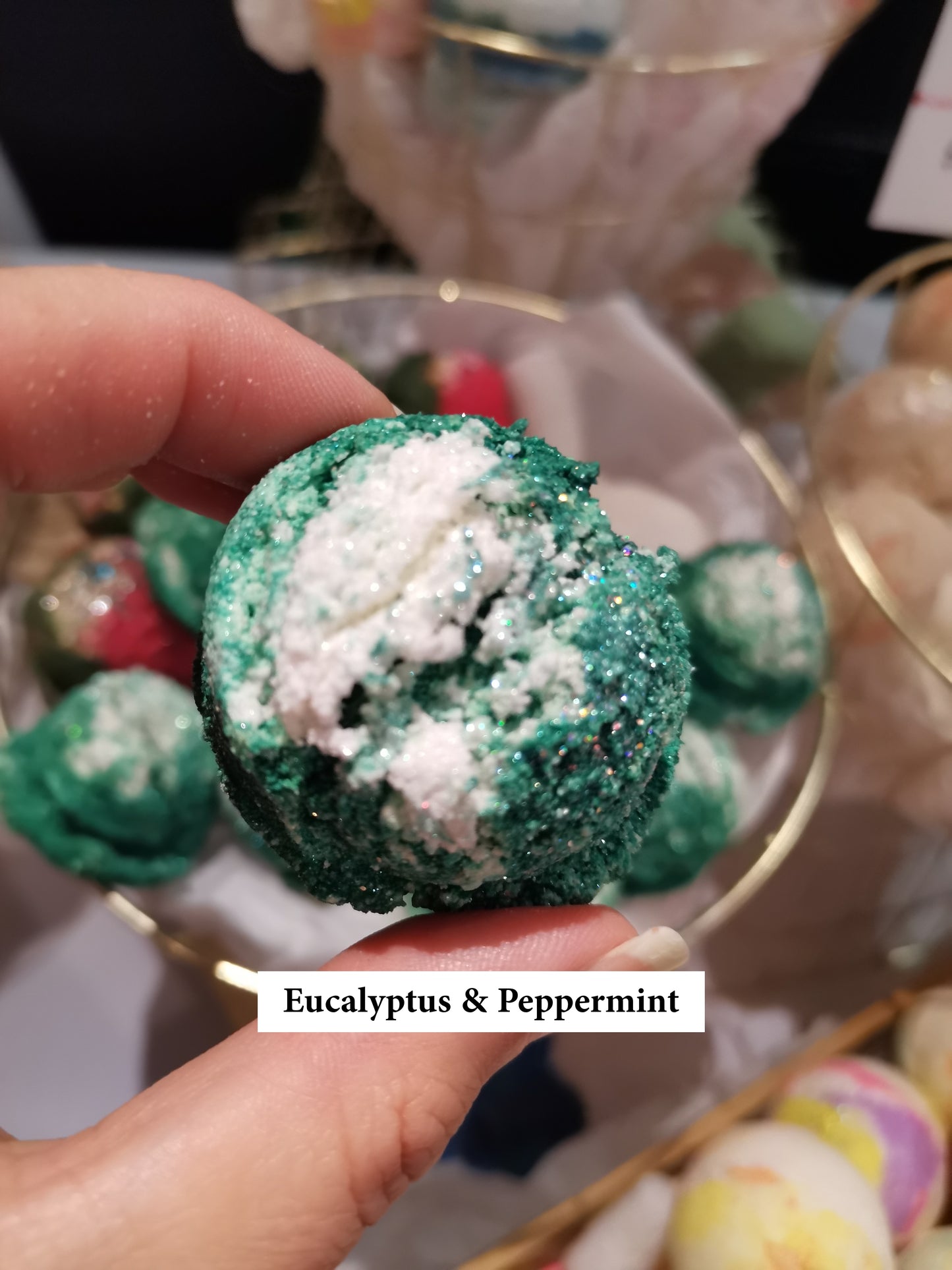 Moisturizing Fizzing Bath Truffles I THE VEGAN POTIONRY