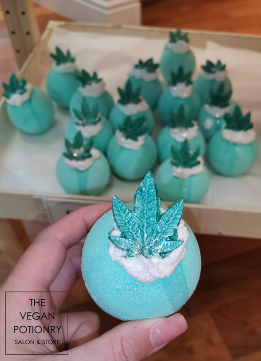 Hemp Bubbling Bath Bomb | The Vegan Potionry