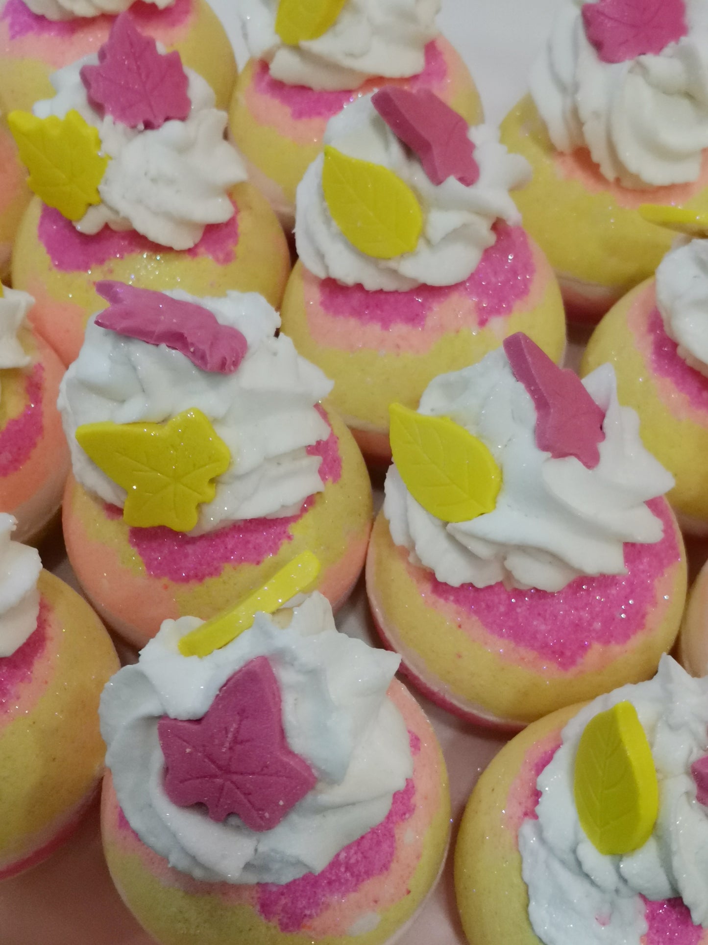 Autumn Bath Bombs | This Fall is UN-BE-LEAF-ABLE Bath Bombs