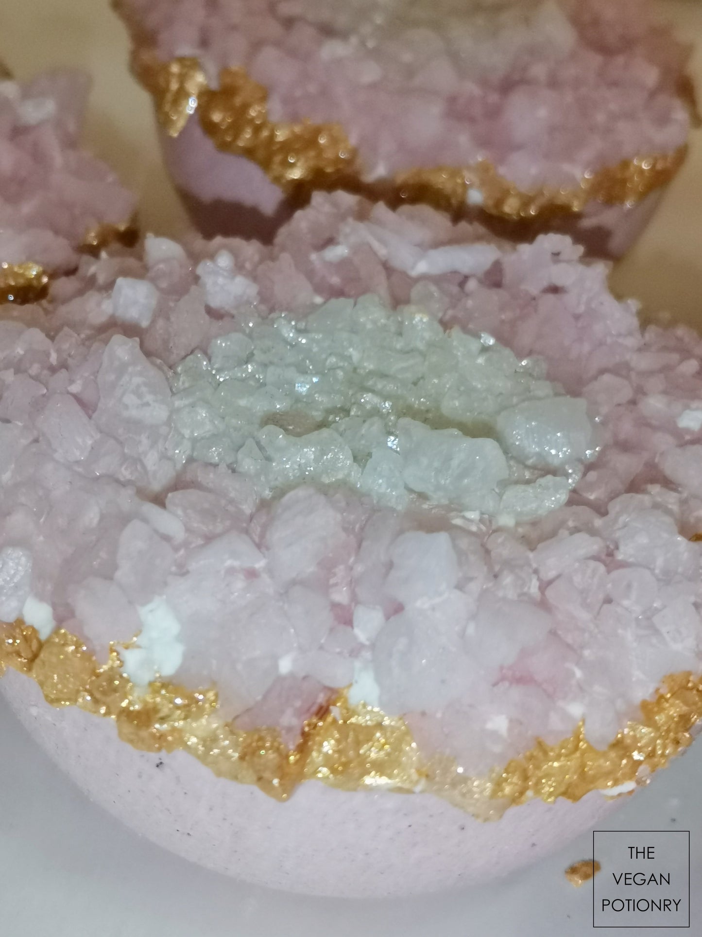 Rosemary + Strawberry + Pink Himalayan Salt Geode Crystal Bath Bomb Bath Salt Hybrid | Luxury Spa Collection Natural Bath Soaks