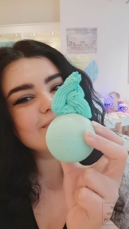 ALGAE Bubbling Bath Bombs with Axolotl Toys | The Vegan Potionry |