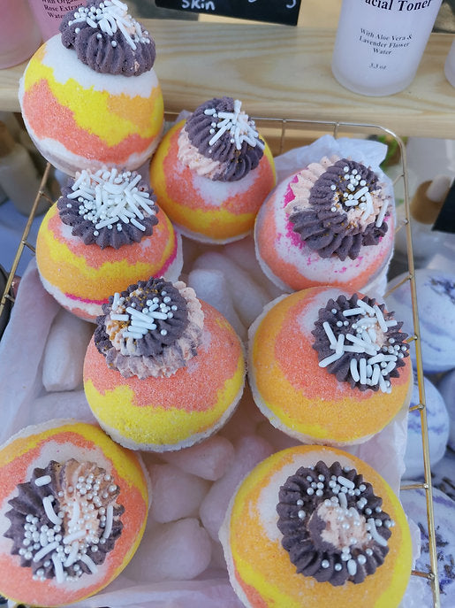 Coffee Bubbling Bath Bombs | The Vegan Potionry