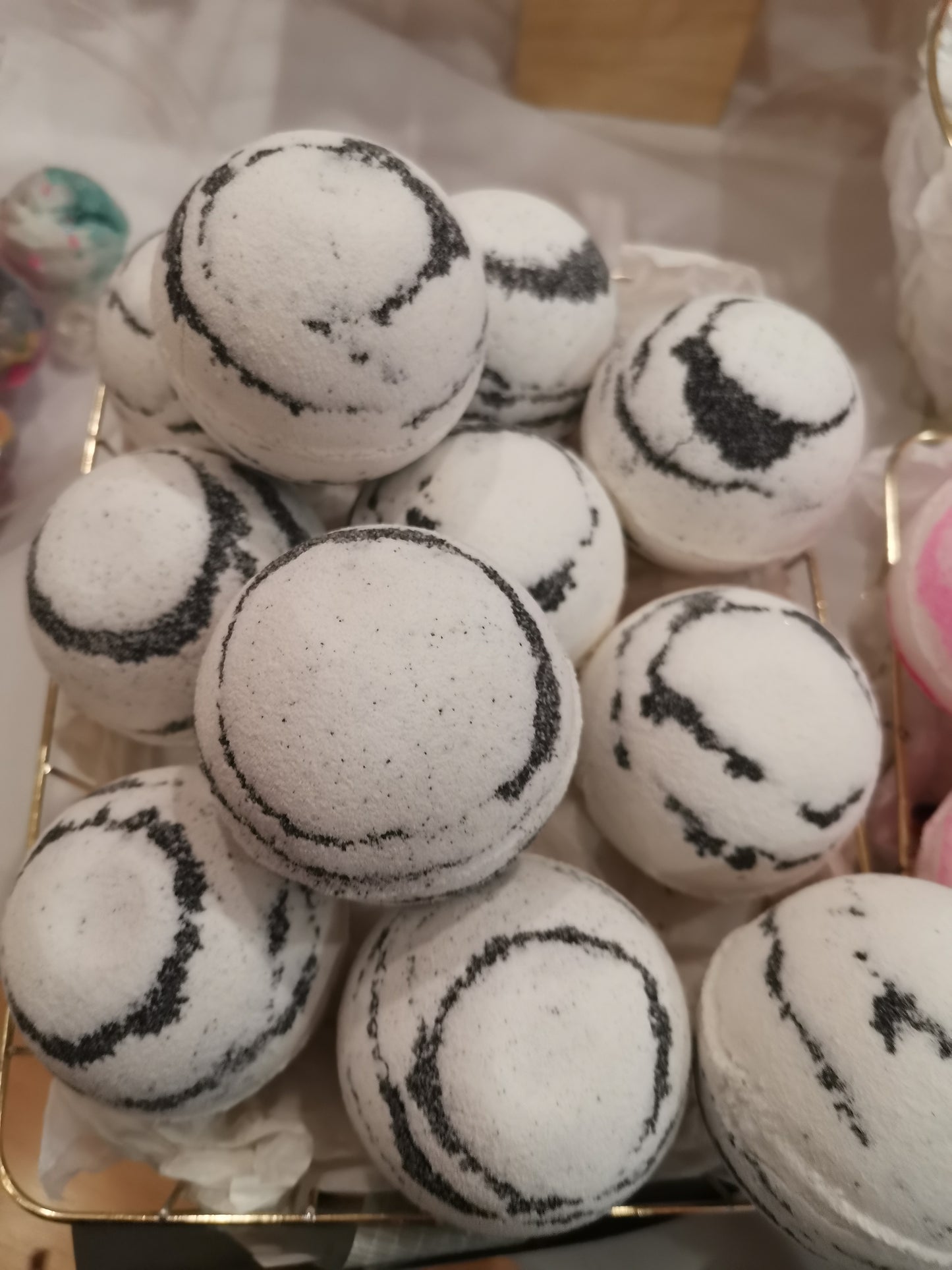 Jasmine + Marbles Large Bath Bombs | The Vegan Potionry |