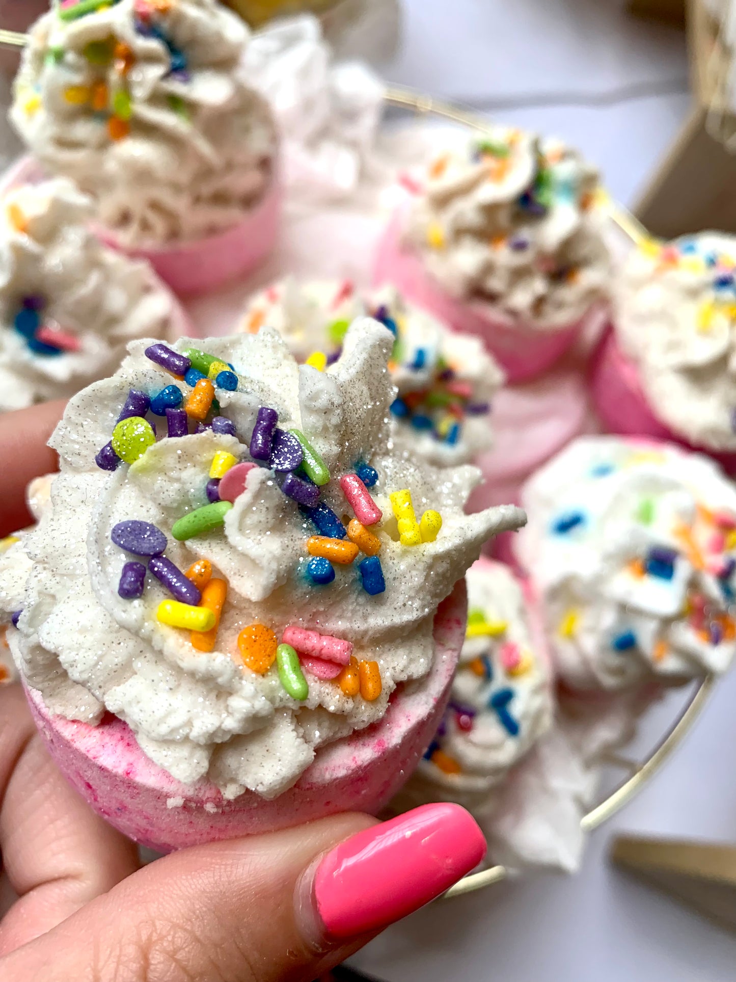 Bubbling Cupcake Bath Bombs
