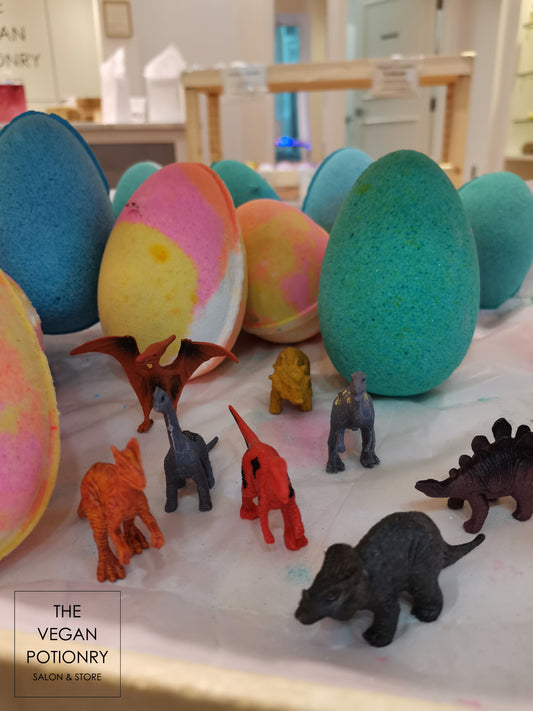 Dino Egg Bath Bombs with Dinosaur Toys Inside | The Vegan Potionry |