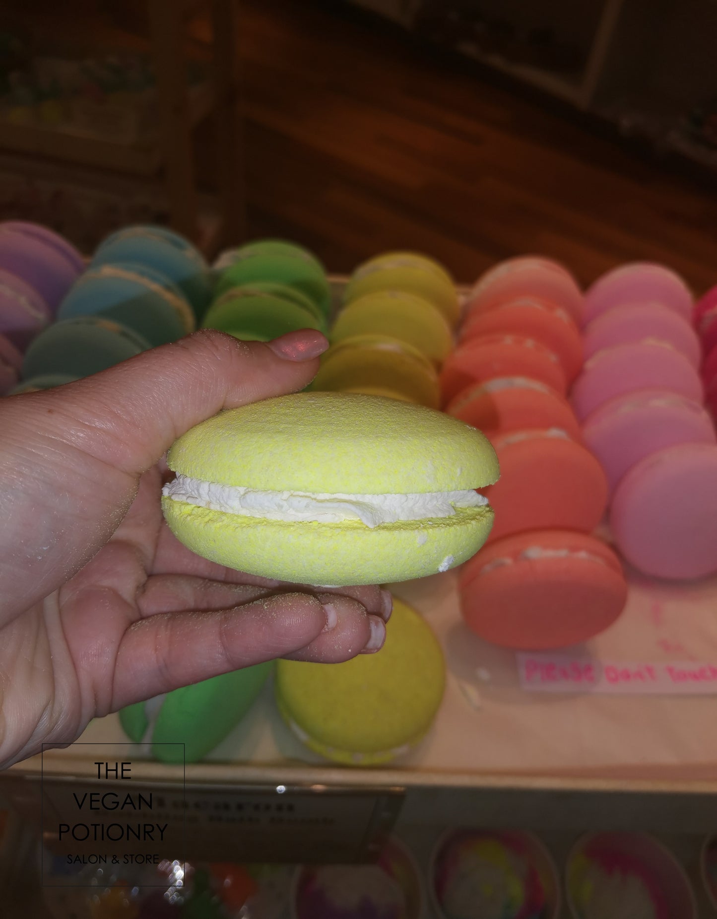 Macaron Bubbling Bath Bombs (Large) | The Vegan Potionry |