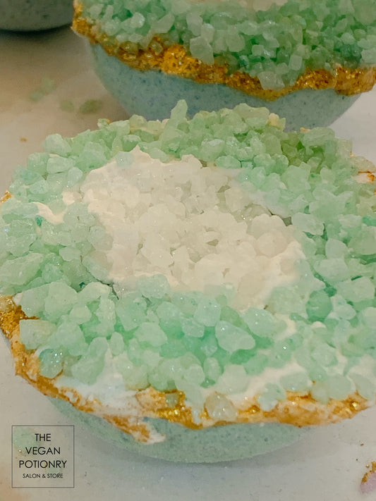 Rosemary + Lemongrass Salt Geode Crystal Bath Bomb Bath Salt Hybrid | Luxury Spa Collection Natural Bath Soaks