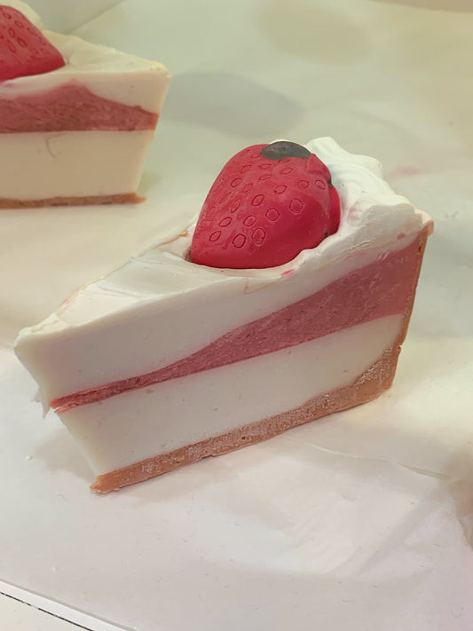 Strawberry Cheesecake Soap Slice | The Vegan Potionry |