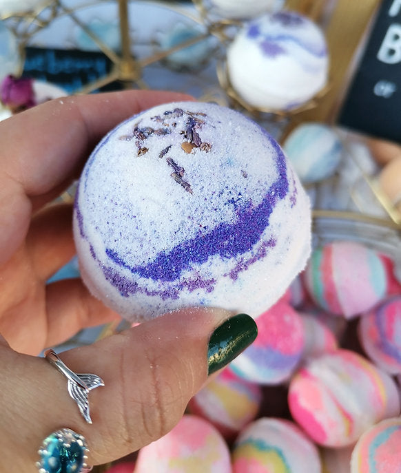 Organic Lavender Bath Bombs | The Vegan Potionry