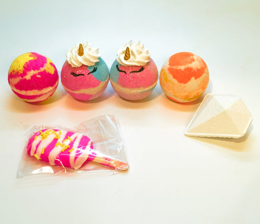 Bath Bomb and Bubble Bar Collection Gift Set
